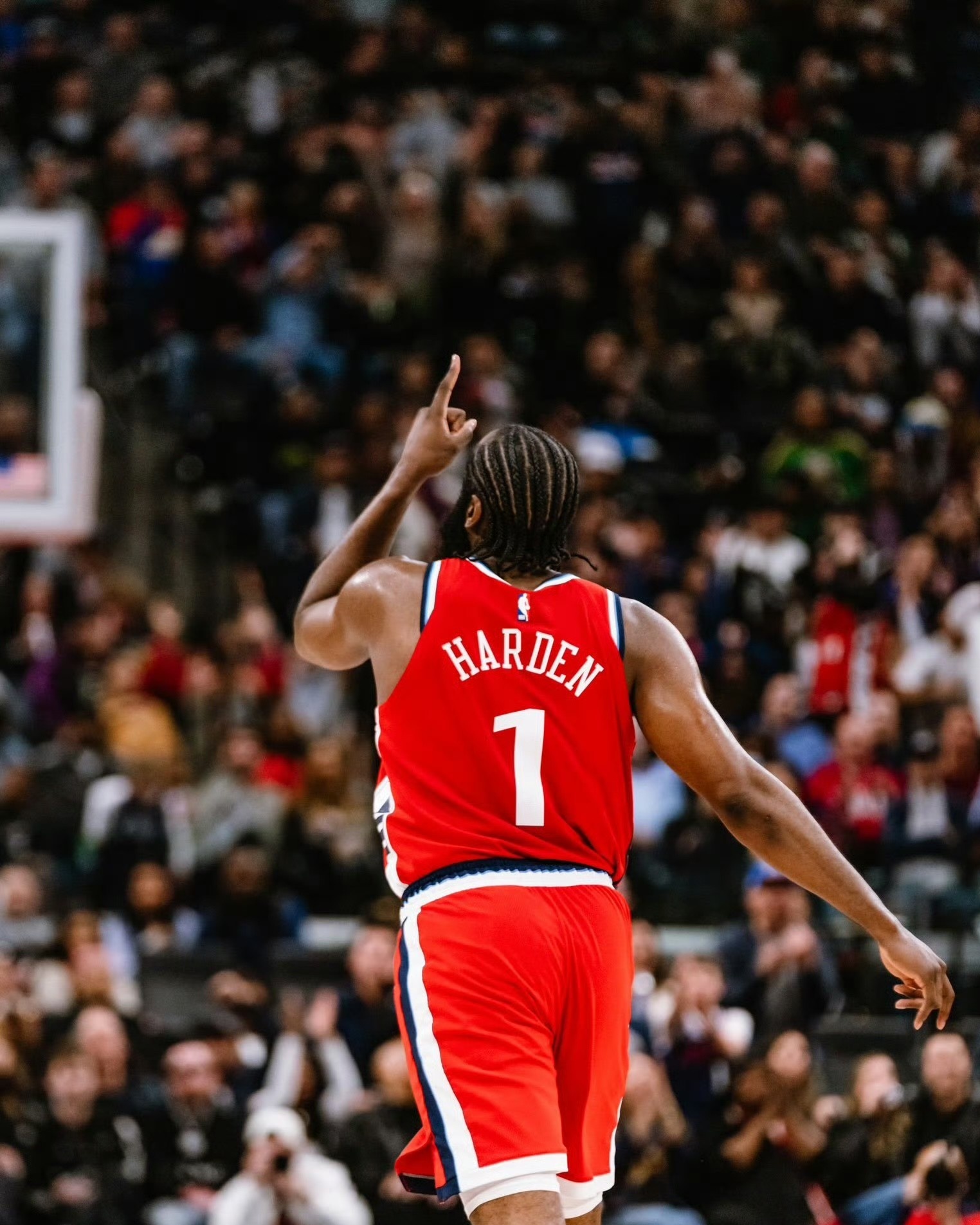 九游-休斯敦火箭迎社区盾关键赛，冲刺阶段篮板制胜，球迷炸锅，高层口径保持一致-九游